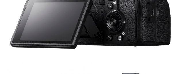 La cámara A1 de Sony equipada con un smartphone