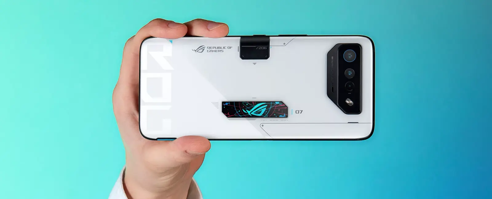 ASUS ROG Phone 7 Ultimate: La revolución en smartphones para gamers llega a Latinoamérica